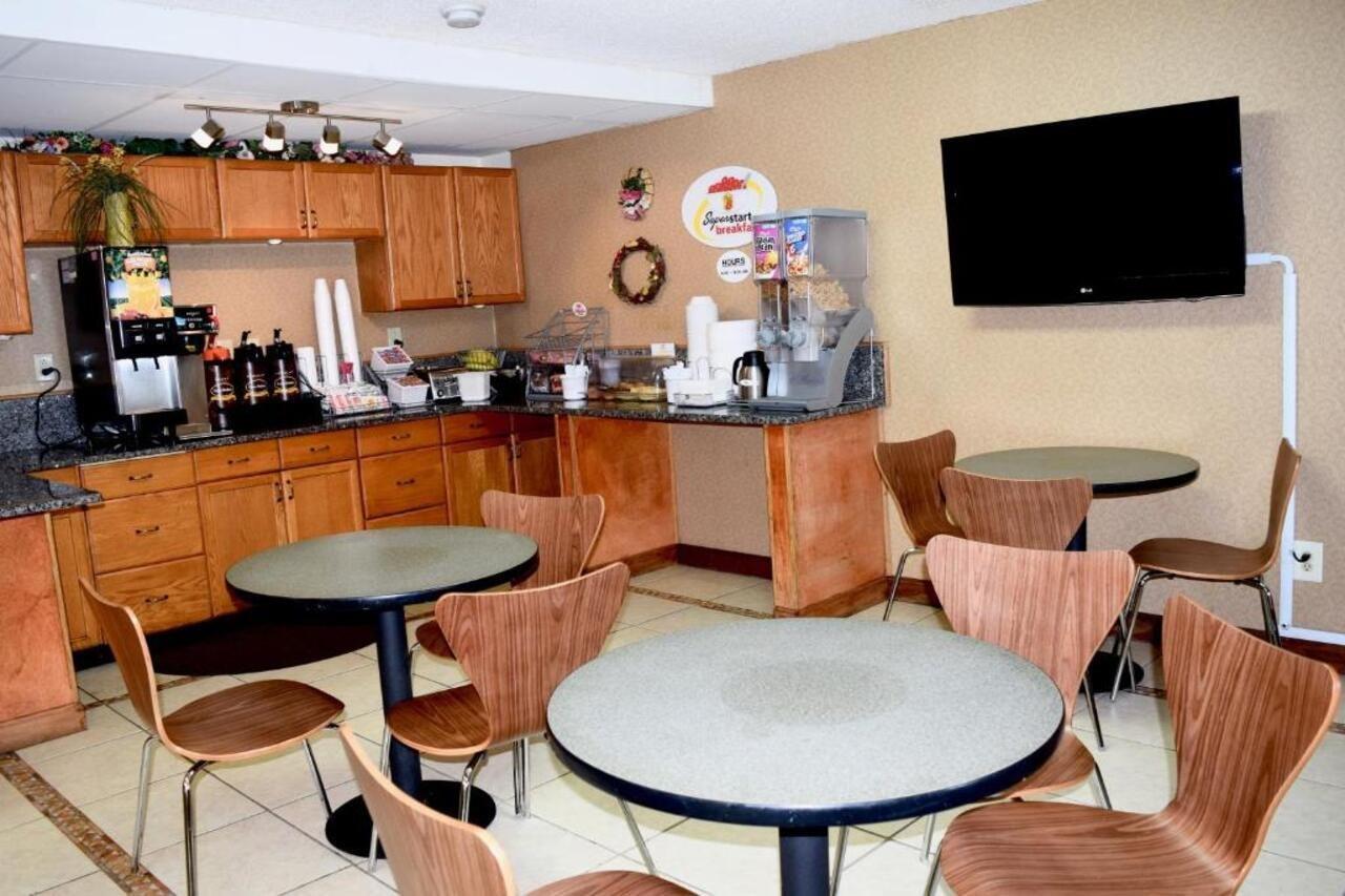 Super 8 By Wyndham Homewood Birmingham Area Eksteriør billede