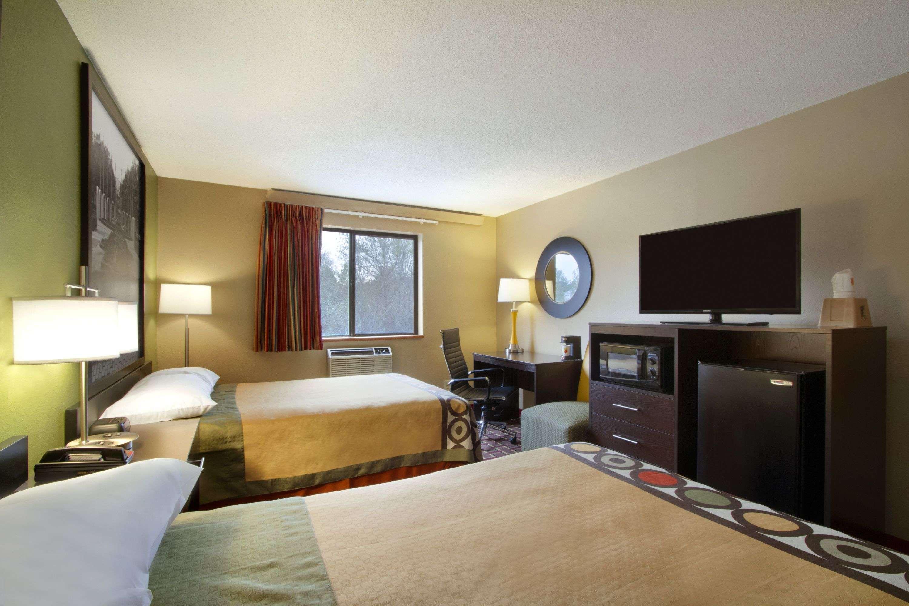 Super 8 By Wyndham Homewood Birmingham Area Eksteriør billede