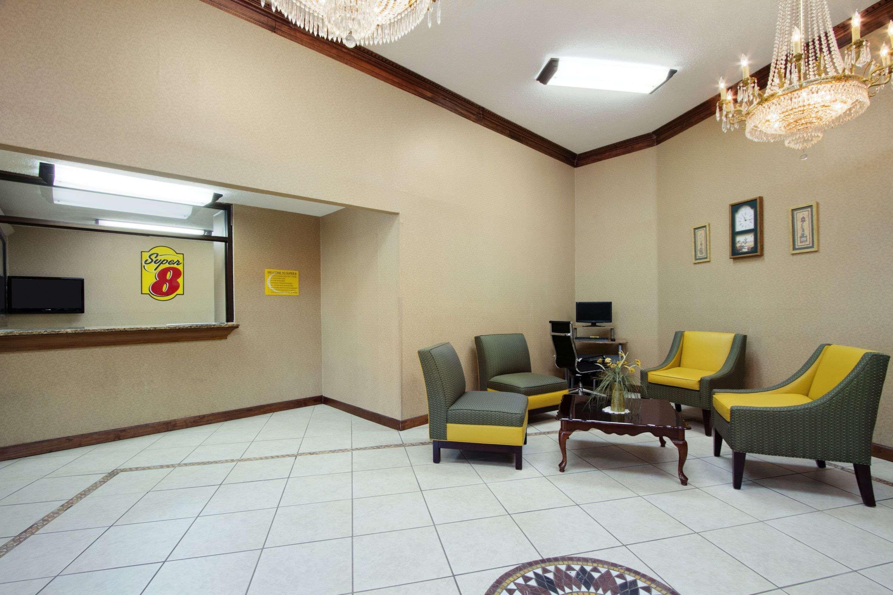 Super 8 By Wyndham Homewood Birmingham Area Eksteriør billede
